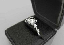 Bague de fiançailles vintage