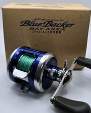 Moulinet Daiwa Millionaire Bay Area Special 200BB Baitcast main droite du Japon