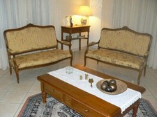 Deux canapés anciens style