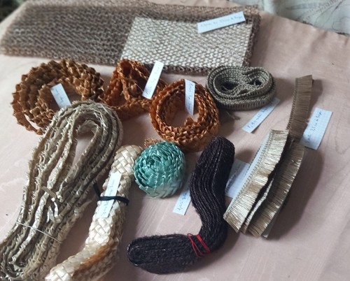 Lot paille pour confection - de,