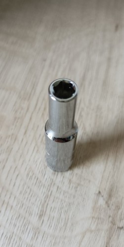 Douille longue pans 4 - pans, 1/4"