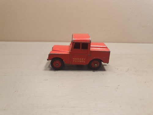 Land rover mersey tunnel dinky - rover,