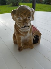 figurine chien en plâtre avec sa niche