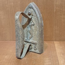 Anciens Fer À Repasser En Fonte N°5,lot De 2 Différents, Vintage, Collection 