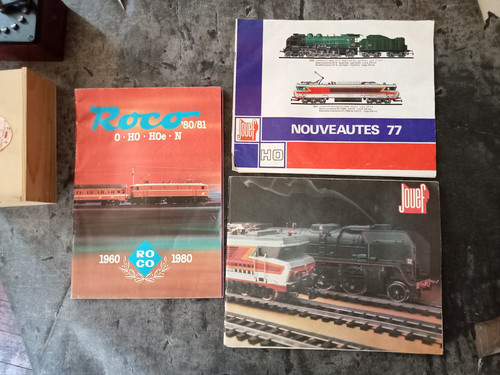Vintage lot catalogues - vintage,
