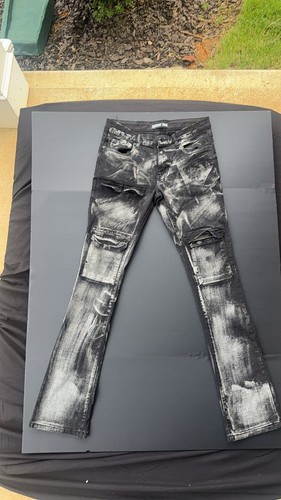 Legendary status distressed - status,