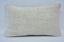 Taie d’oreiller blanche 12