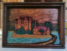 Ancien tableau sculpté en