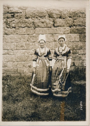 Bretagne 1910 jeunes - c.,