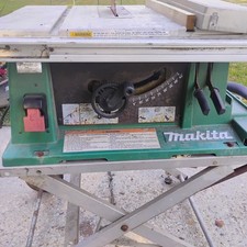 Makita 2703 10 in 110 v Table