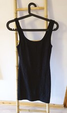 Petite Robe Noire Bershka T38
