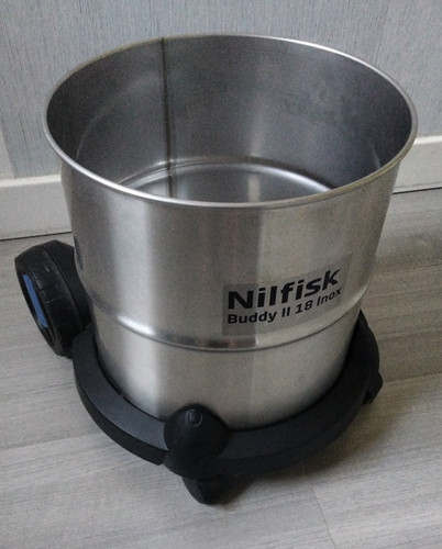Cuve inox roues aspirateur