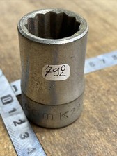 N. 792 outil ancien douille