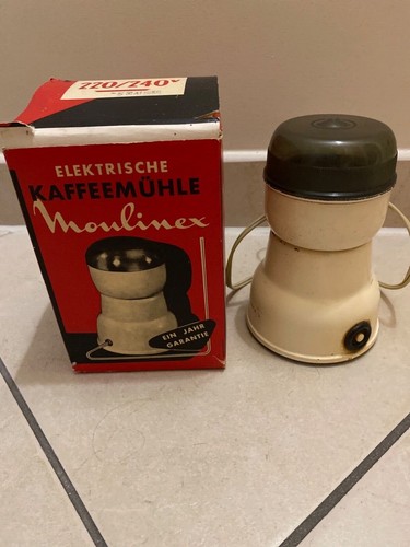Moulin cafe moulinex circa - cafe,