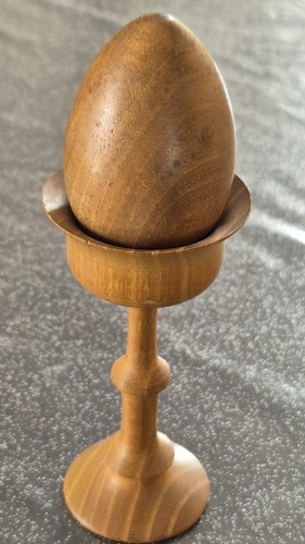 Oeuf coquetier bois - et,