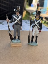 2 FIGURINES EN COMPOSITION DURSO SOLDATS DE LA BATAILLE DE WATERLOO Voir détails