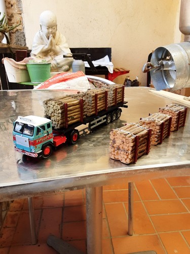 Chargement bois camion 50 - chargement, 1/50