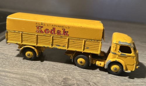 Dinky toys ancien camion - ,