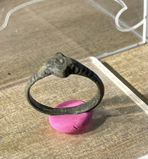 Ancienne Bague de Femme