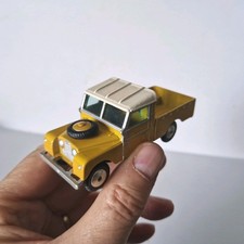Land rover 109 corgi - land,