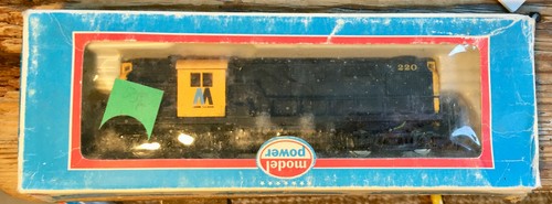 Model power locomotive - power,