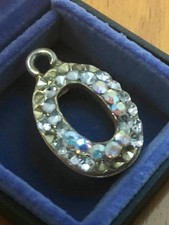 Petit pendentif rétro vintage fantaisie ancien, bijou original d’occasion à coll