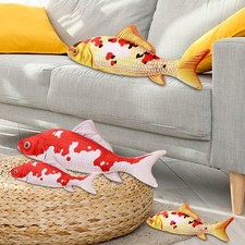 Jolis jouets en peluche