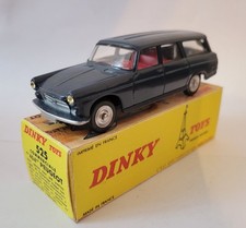 DINKY TOYS 525 PEUGEOT 404