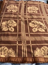  Couverture ancienne Dessus de lit 220x240cm Fabrication Française