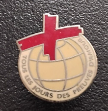 Pin’s Humanitaire Croix