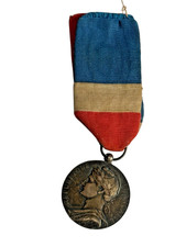 ANCIENNE MÉDAILLE RÉPUBLIQUE FRANÇAISE MINISTÈRE DU COMMERCE DE L INDUSTRIE 1910