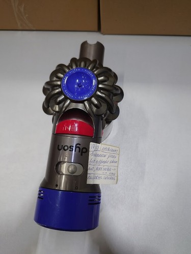 Aspirateur dyson - v7/v8,