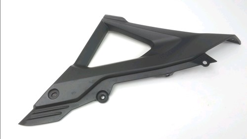 Cache lateral droit honda - cache,