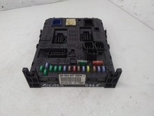 CITROËN C3 Picasso 96640587800R Bloc de Fusible 1.60 Diesel 66kw 2008 27616204