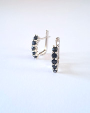 Boucles d'oreille saphir noir