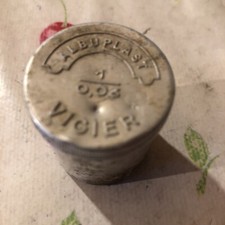 boite ronde ancienne en alu