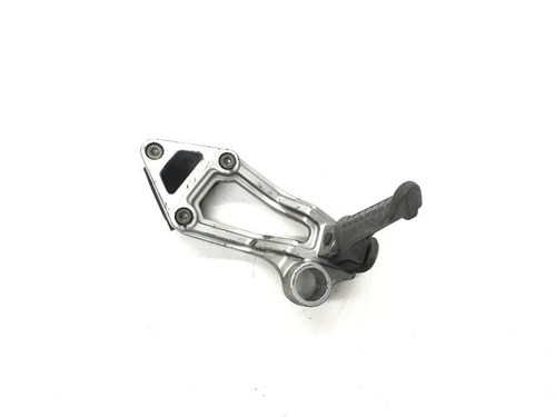 Platine repose pieds - platine,