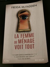 La femme de ménage voit tout/