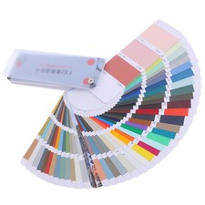  1 jeu de cartes d'échantillons de peinture avec 132 couleurs : nuancier de