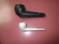 PIPE ANCIENNE ANGLAISE EN ÉCUME OU TERRE. jamais fumée.Avec étui.