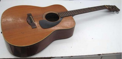 Guitare acoustique yamaha - guitare,