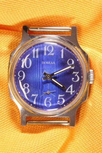Montre bracelet pobeda - montre-bracelet,