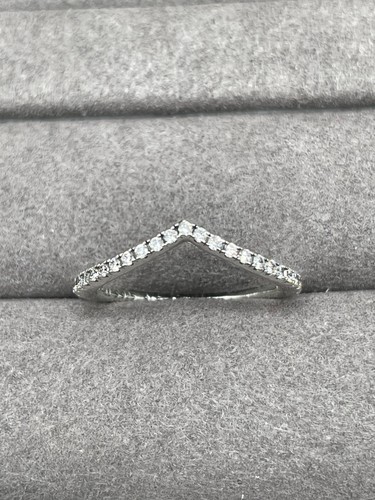 Pandora bague chevron ornée