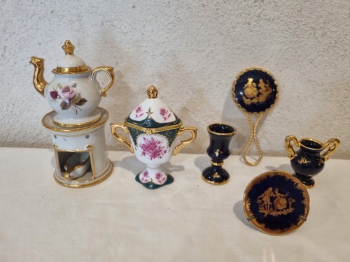 Lot objets vitrine - de,