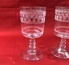1 ancien verre à eau en