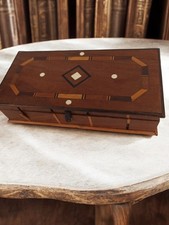 Ancienne grande boite de