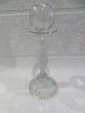 Lampe dentellière Provençale à huile verre moulé Portieux Porteuse d'eau 30,2cm