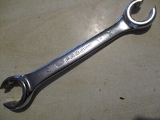 clé à tuyauter facom 24x27 série 42