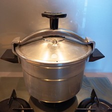 Cocotte minute seb vintage 8L Bon État 
