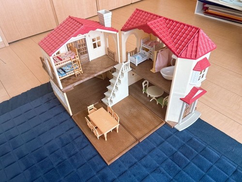 Sylvanian families red roof - sylvanian,